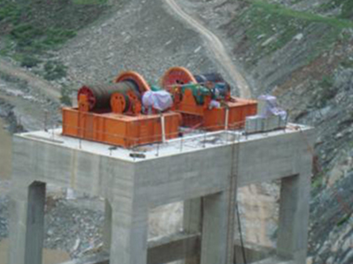 卷揚(yáng)式啟閉機(jī) 